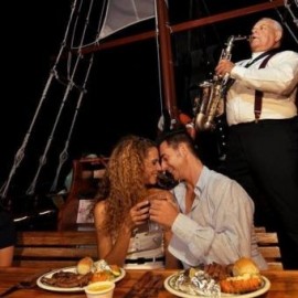 Cena Romántica en un Crucero en Cancún - Envío Gratuito